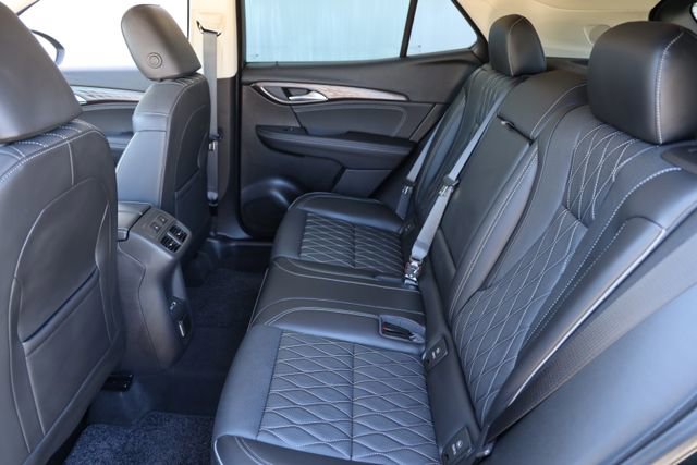 Certified 2023 Buick Envision Avenir image 13