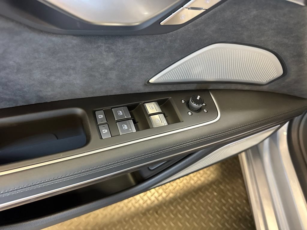 New 2027 Audi A8 L 3.0T AWD/4WD image 6