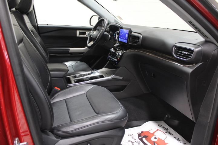 Used 2023 Ford Explorer Limited w/ Equipment Group 301A image 28
