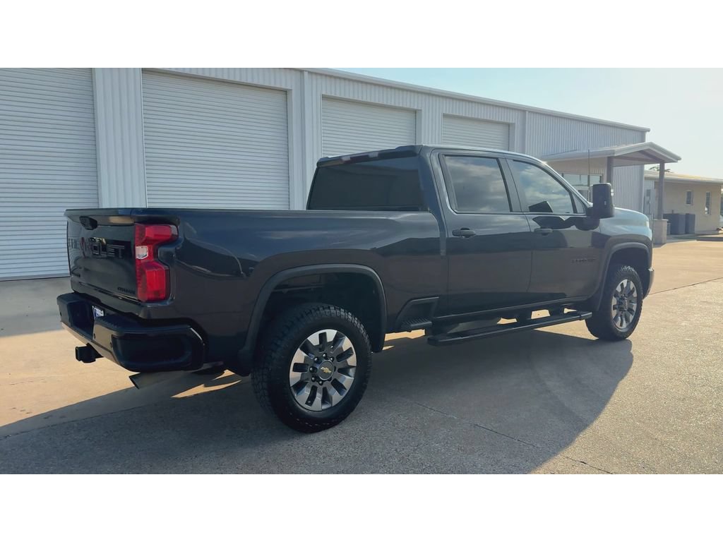 Used 2024 Chevrolet Silverado 2500 Custom w/ Custom Value Package AWD/4WD image 8