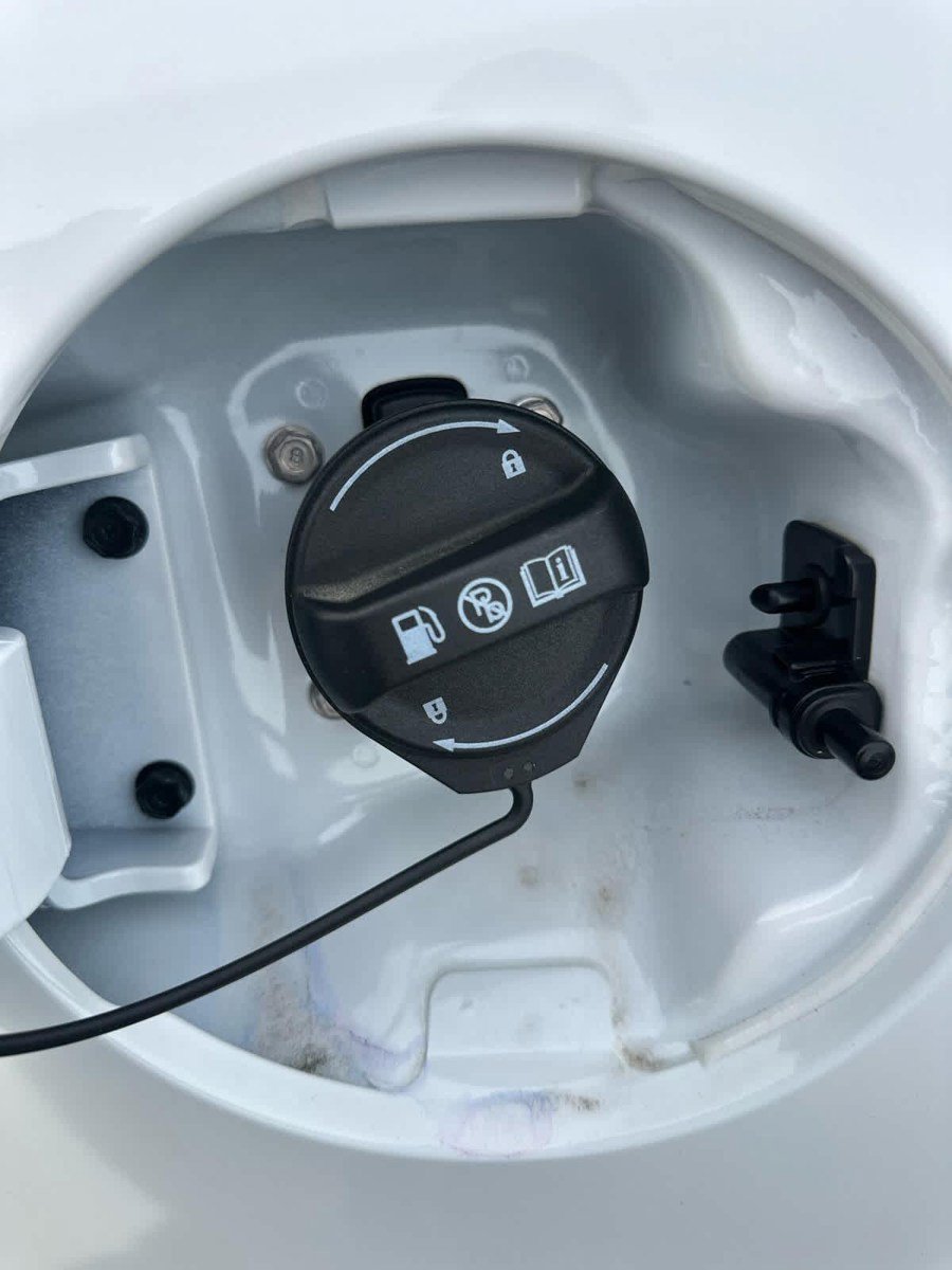 New 2026 Hyundai Elantra SE FWD image 22