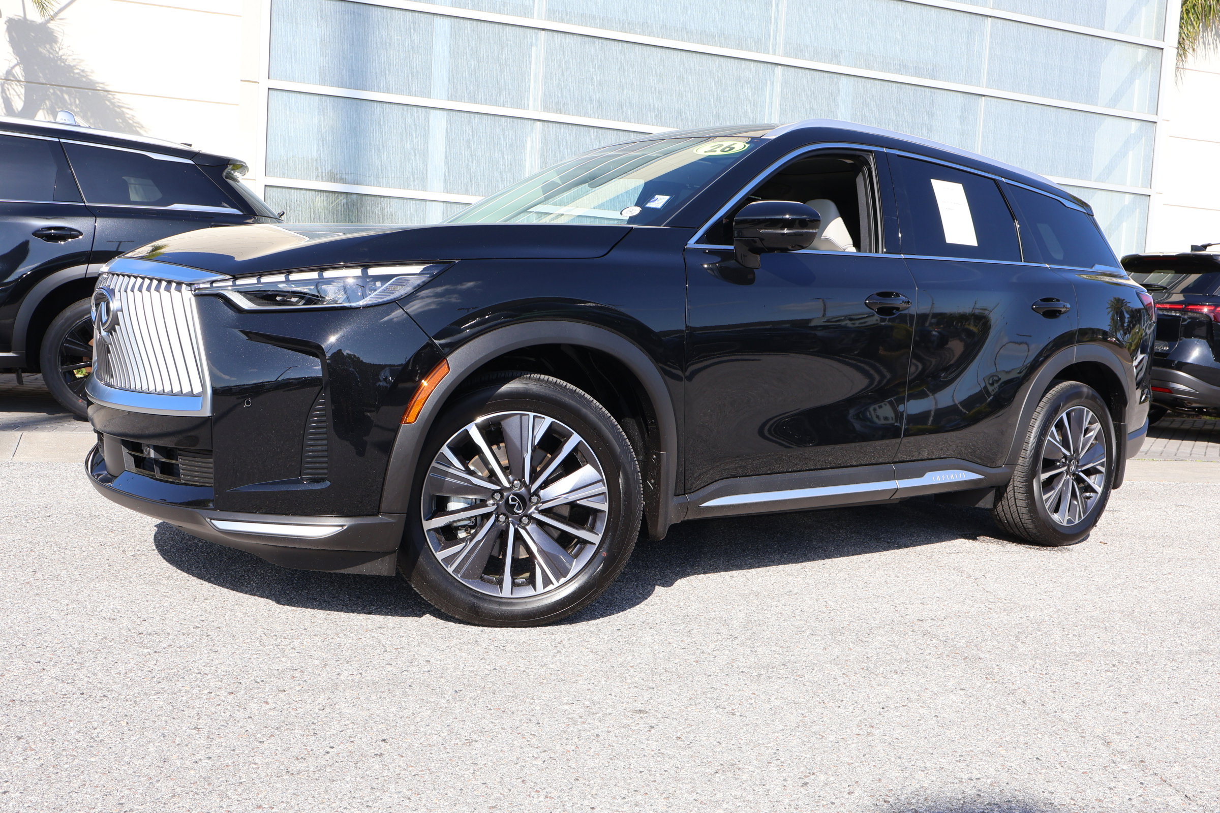 Used 2026 INFINITI QX60 Luxe w/ Cargo Package image 1