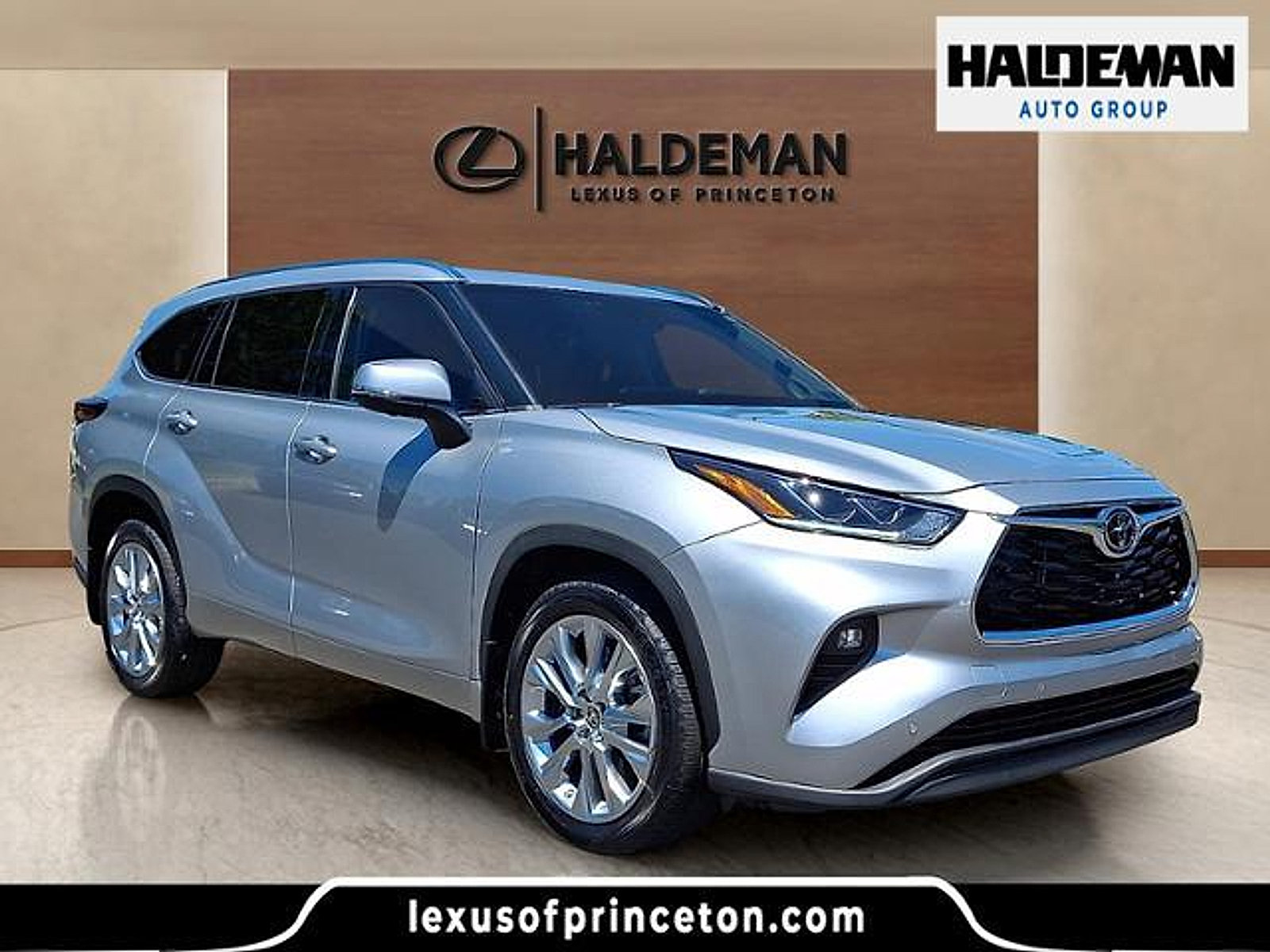 Used 2024 Toyota Highlander Limited