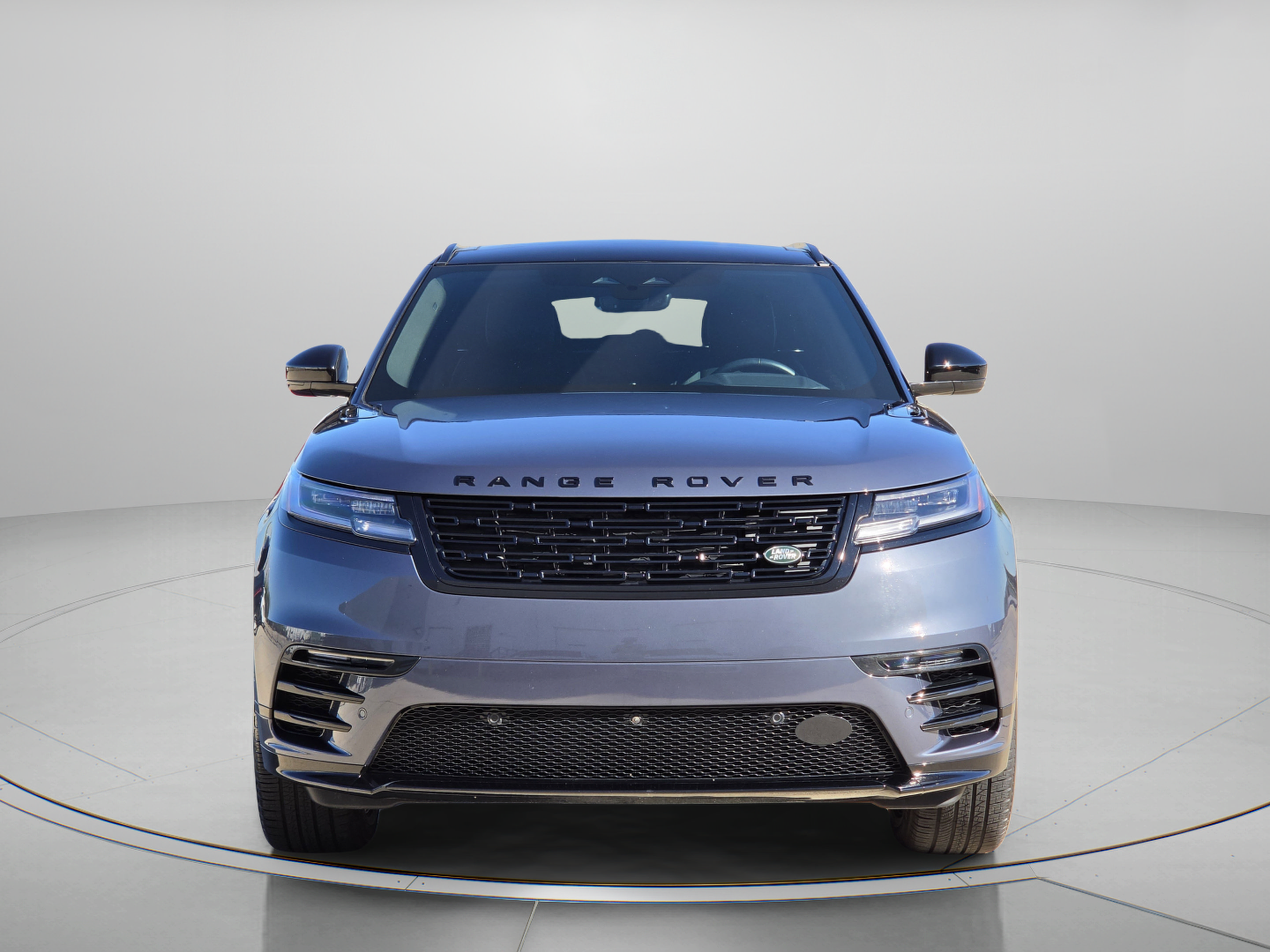 Certified 2026 Land Rover Range Rover Velar Dynamic SE AWD/4WD image 6