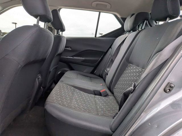 Used 2023 Nissan Kicks SV image 13