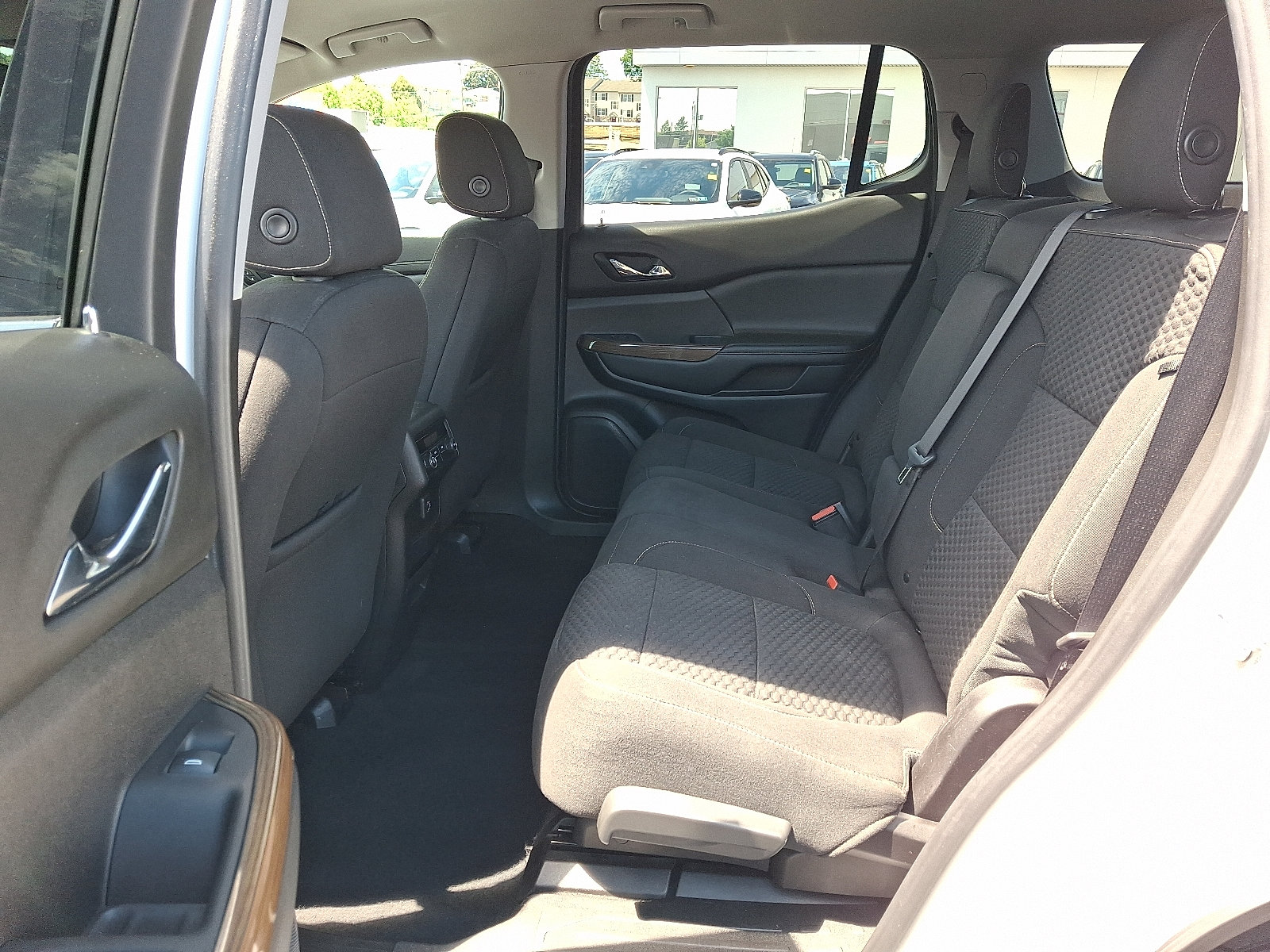 Used 2019 GMC Acadia SLE w/ Driver Alert Package I AWD/4WD image 11