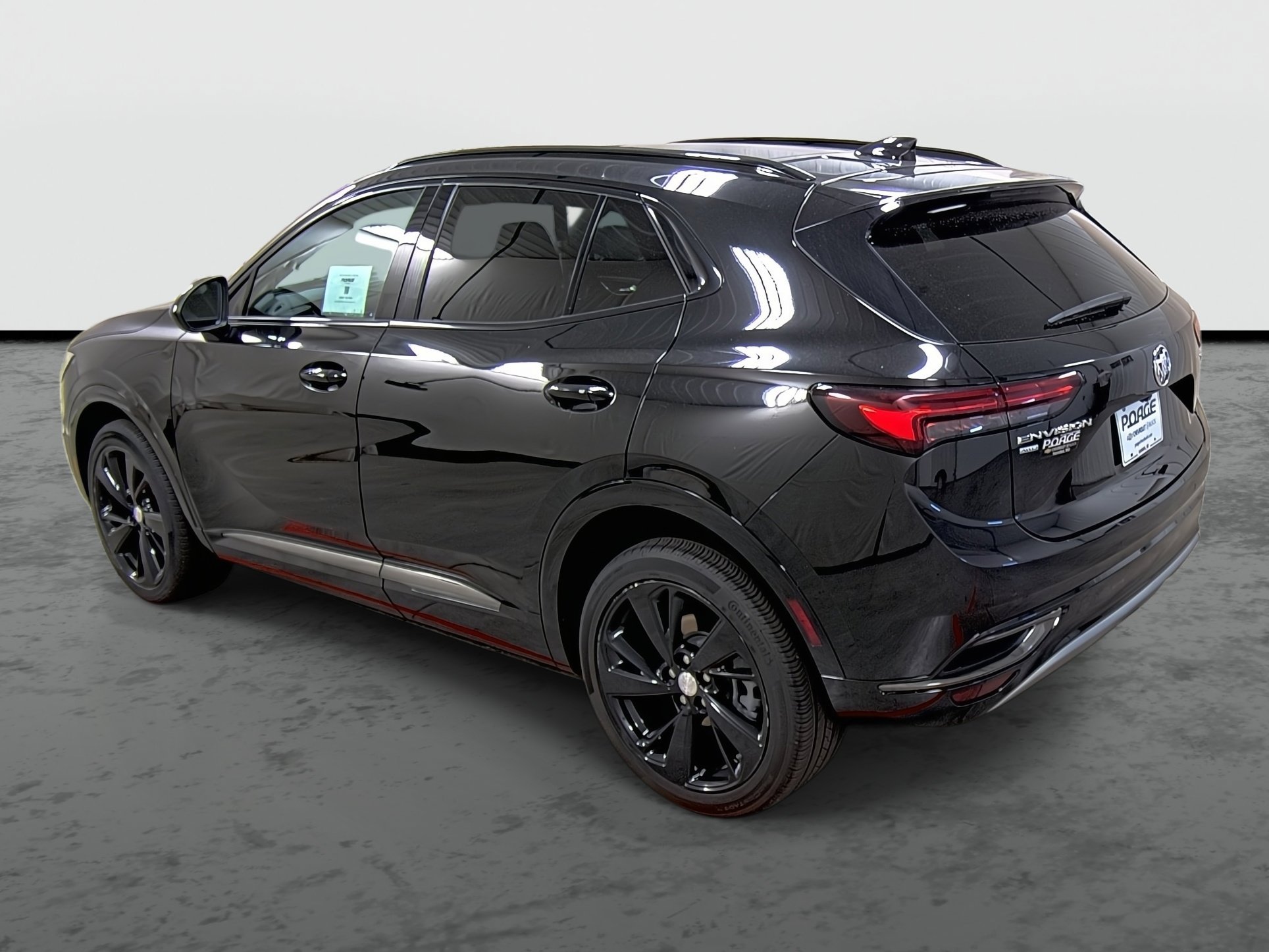 Certified 2021 Buick Envision Essence w/ Technology Package I image 2