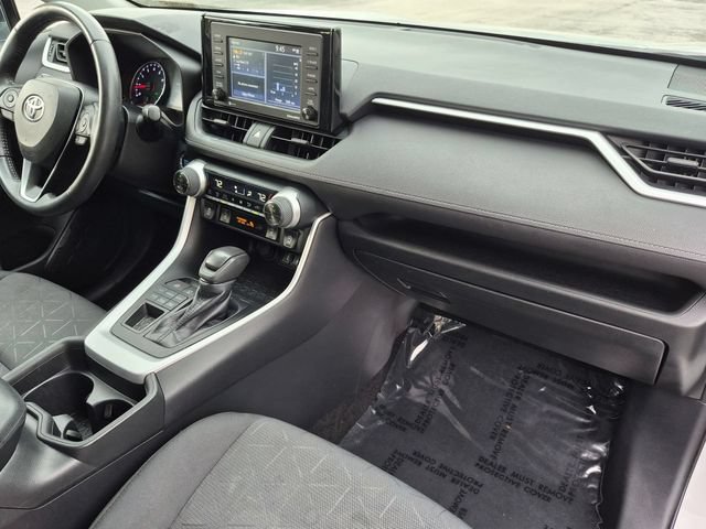 Used 2021 Toyota RAV4 XLE w/ XLE Grade Weather Package AWD/4WD image 26