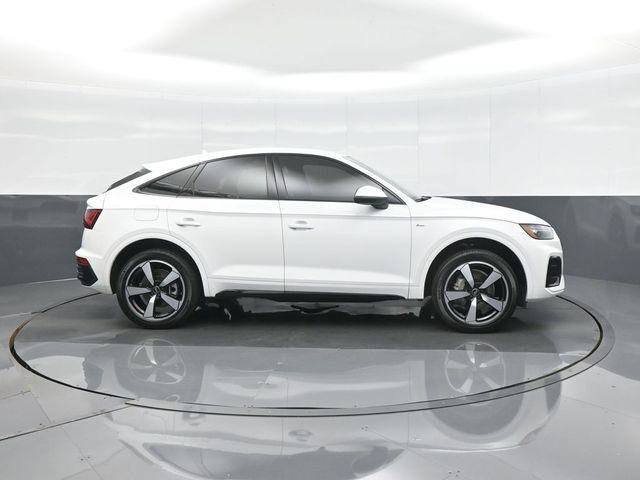 Used 2023 Audi Q5 2.0T Premium Plus w/ Premium Plus Package AWD/4WD image 8