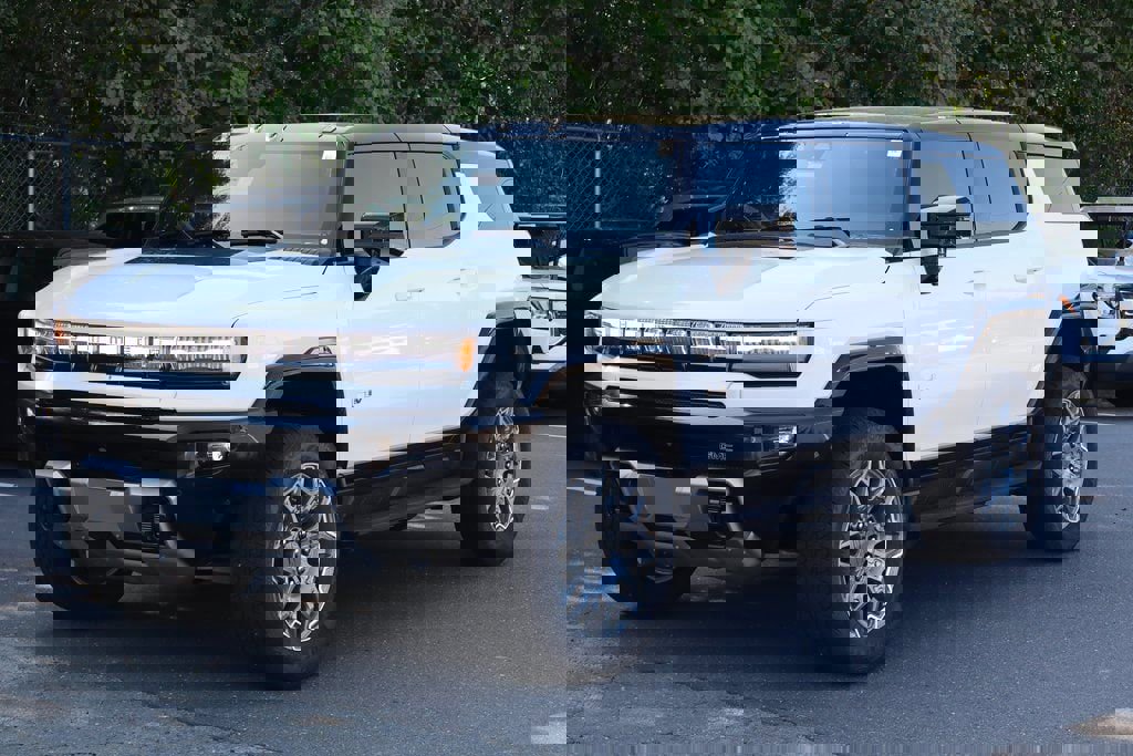 New 2026 GMC Hummer EV SUV image 2