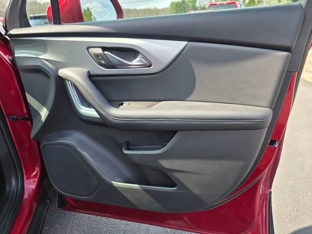 Used 2019 Chevrolet Blazer LT image 25