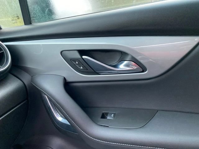 Used 2019 Chevrolet Blazer LT FWD image 19
