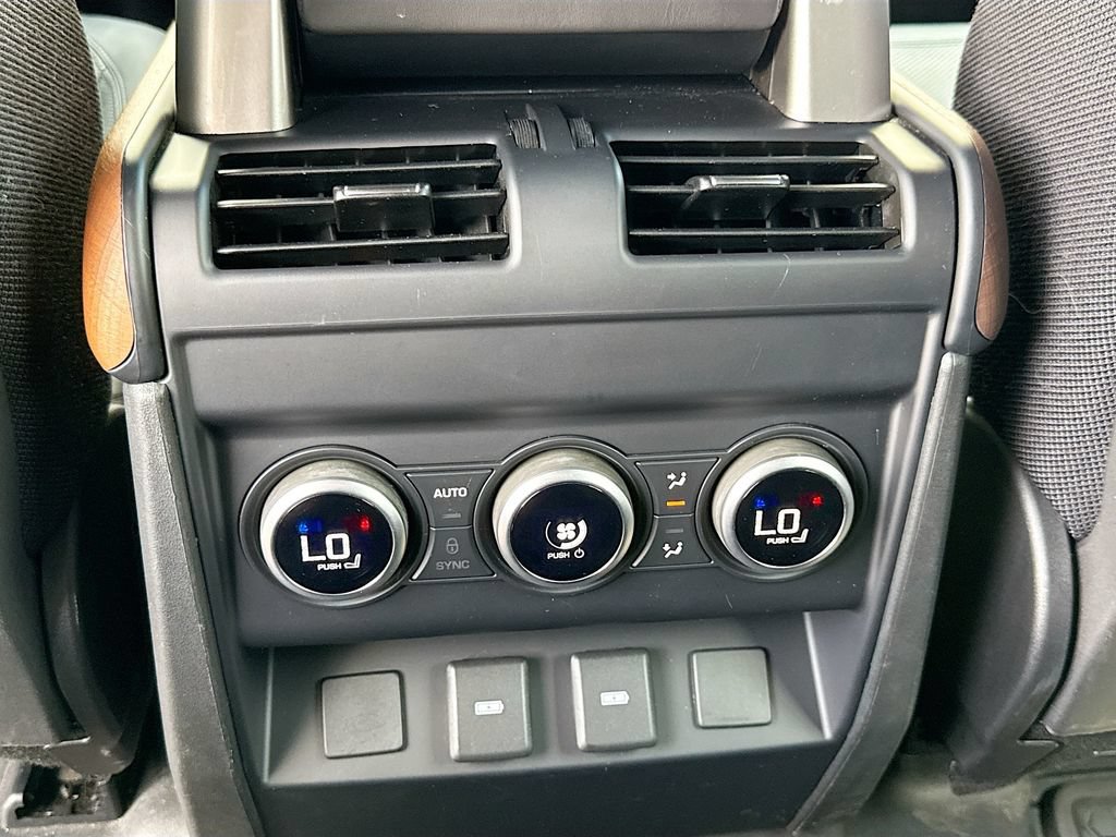 Used 2023 Land Rover Defender 130 X AWD/4WD image 27