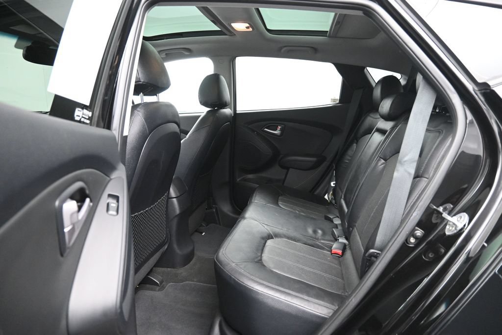 Used 2012 Hyundai Tucson Limited w/ Premium Pkg AWD/4WD image 21