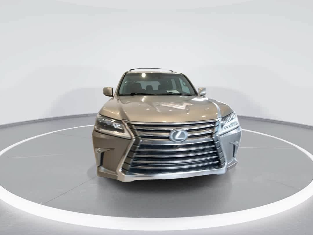 Used 2017 Lexus LX 570 4WD w/ Luxury Package image 3