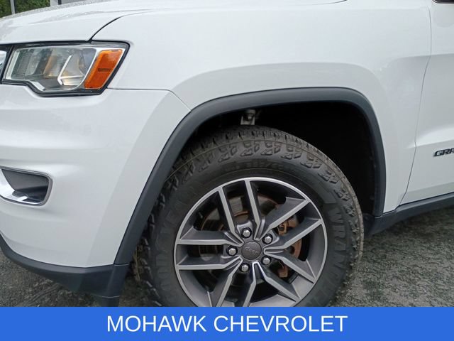 Used 2020 Jeep Grand Cherokee Limited AWD/4WD image 34