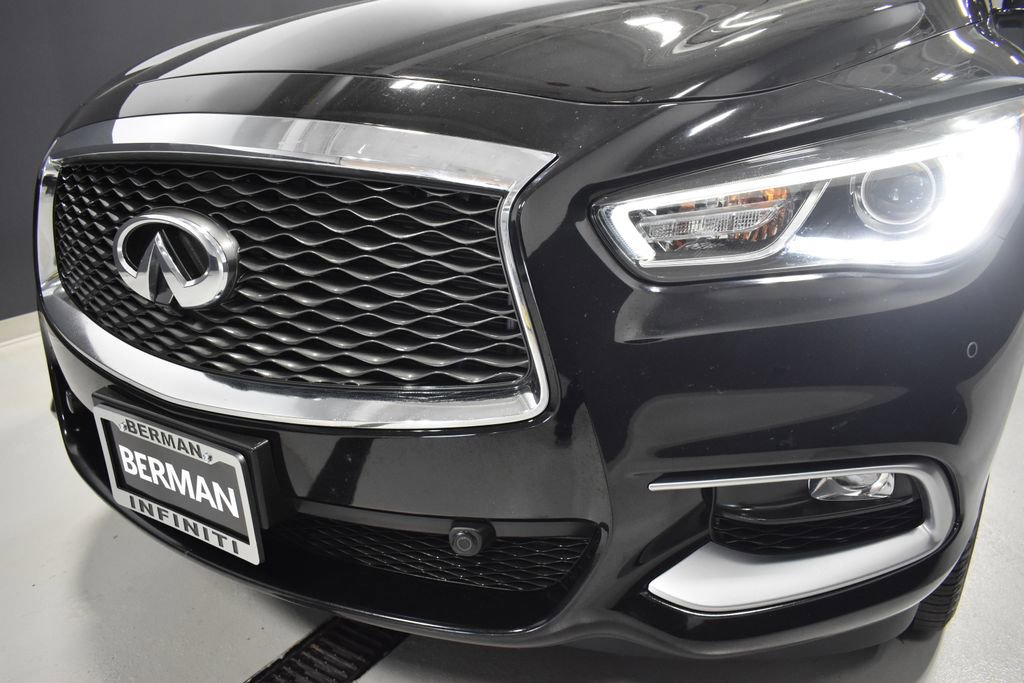 Used 2016 INFINITI QX60 Luxe w/ Deluxe Technology Package AWD/4WD image 11