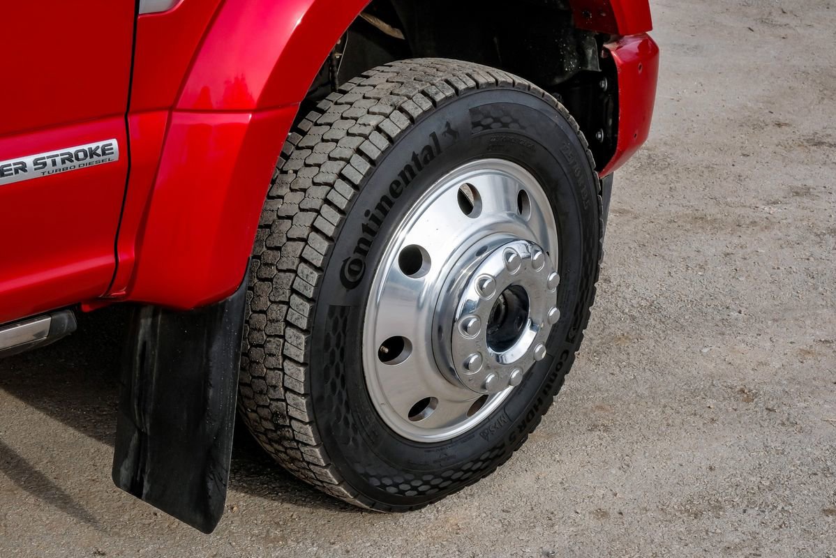 Used 2022 Ford F450 Limited w/ FX4 Off-Road Package image 57