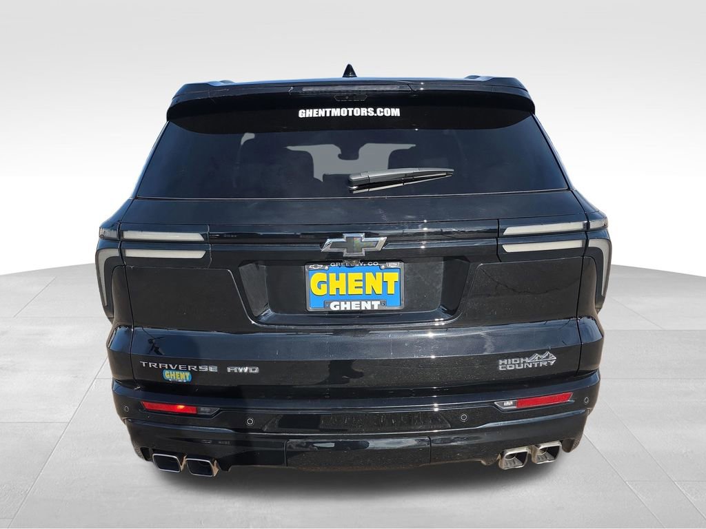 Used 2025 Chevrolet Traverse High Country image 4