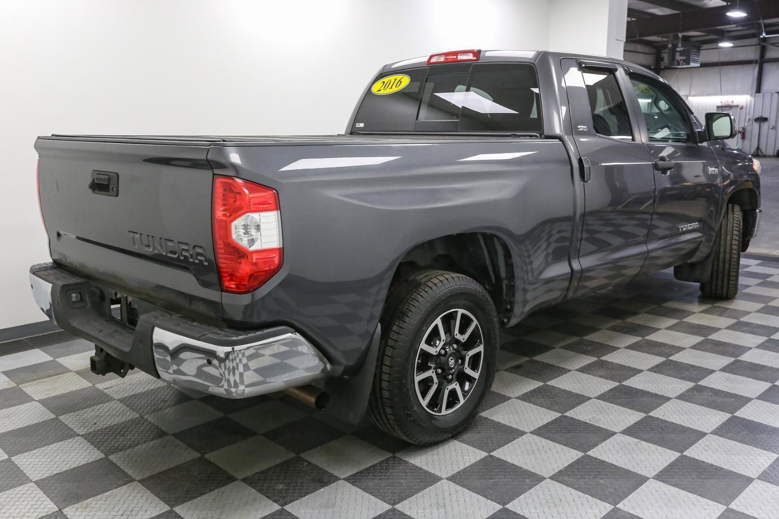 Used 2016 Toyota Tundra SR5 image 10