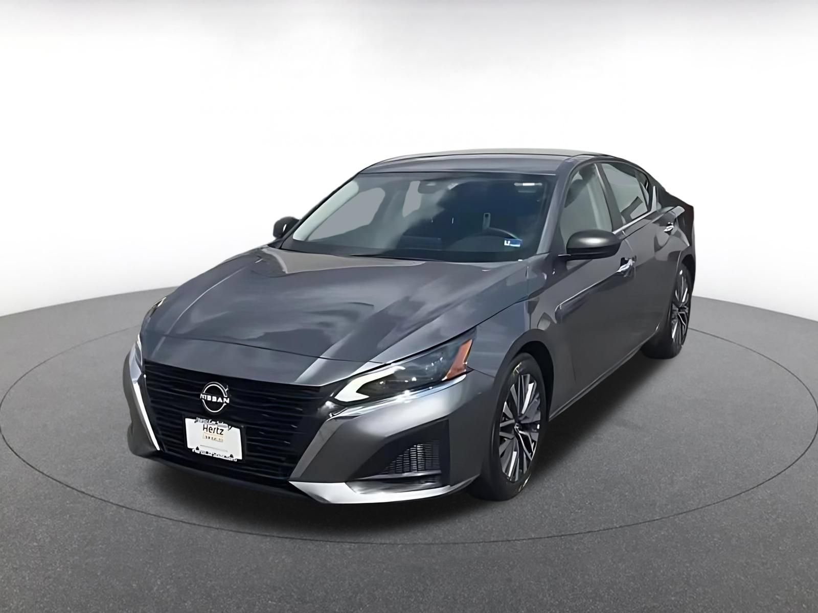 Used 2025 Nissan Altima 2.5 SV FWD image 7