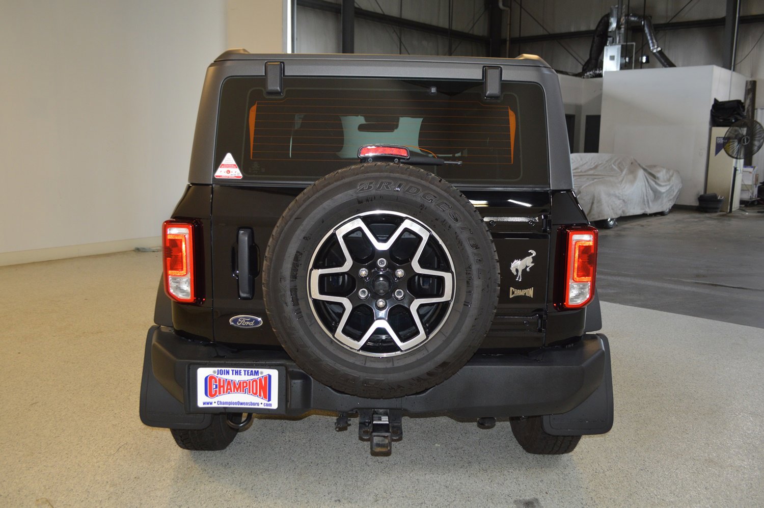 Used 2023 Ford Bronco 2-Door image 4