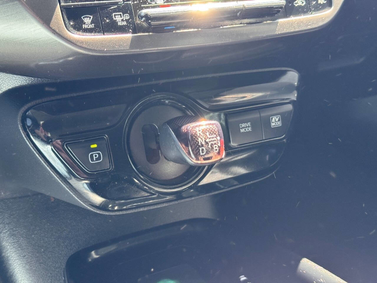 Used 2021 Toyota Prius FWD image 28