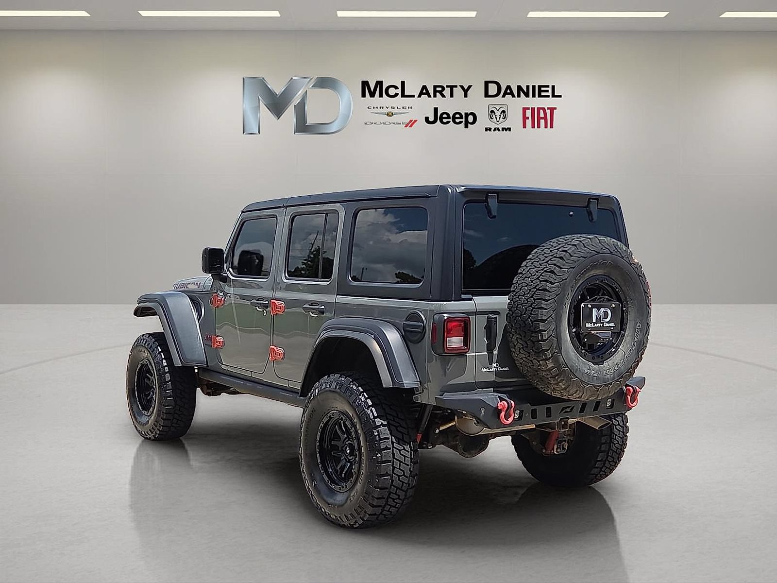 Used 2022 Jeep Wrangler Unlimited Rubicon w/ Cold Weather Group AWD/4WD image 4