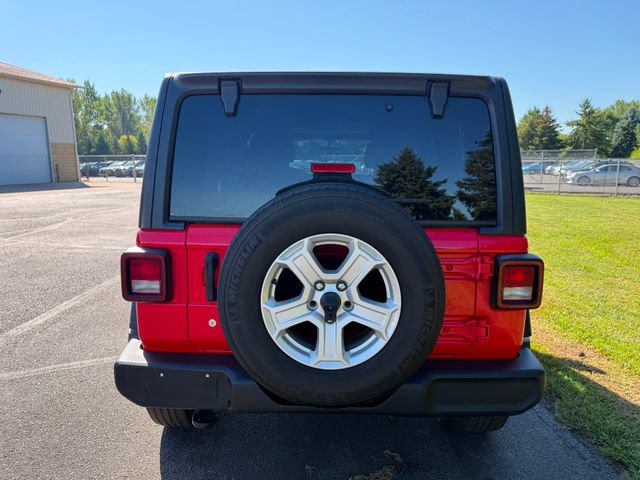 Used 2019 Jeep Wrangler Unlimited Sport AWD/4WD image 2