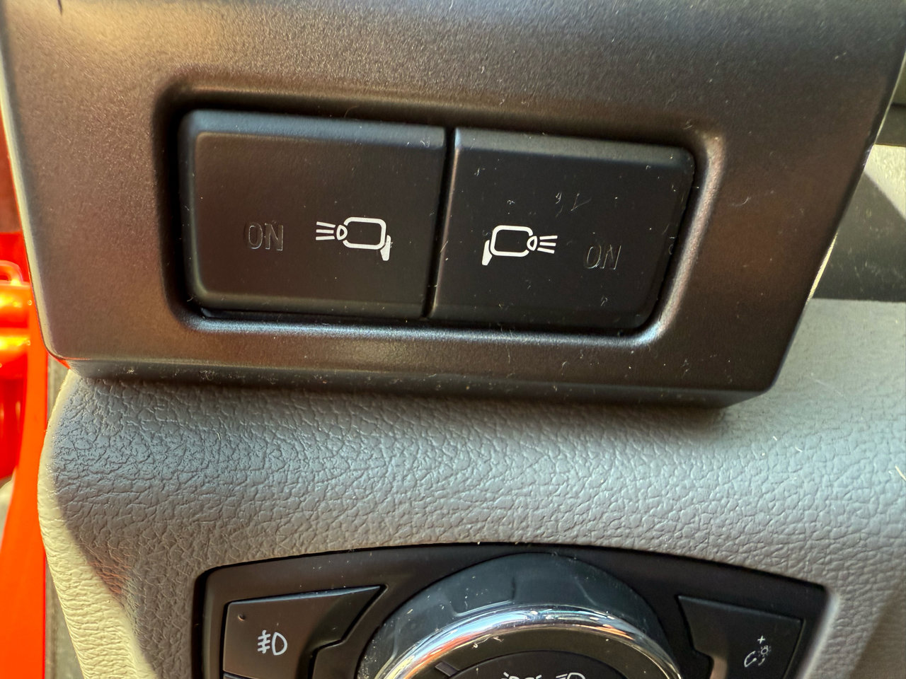Used 2017 Ford F350 XLT w/ XLT Premium Package image 16