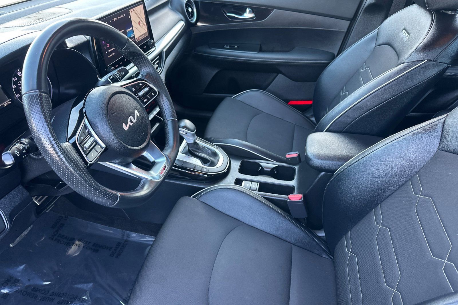 Used 2023 Kia Forte GT-Line w/ GT-Line Technology Package image 10