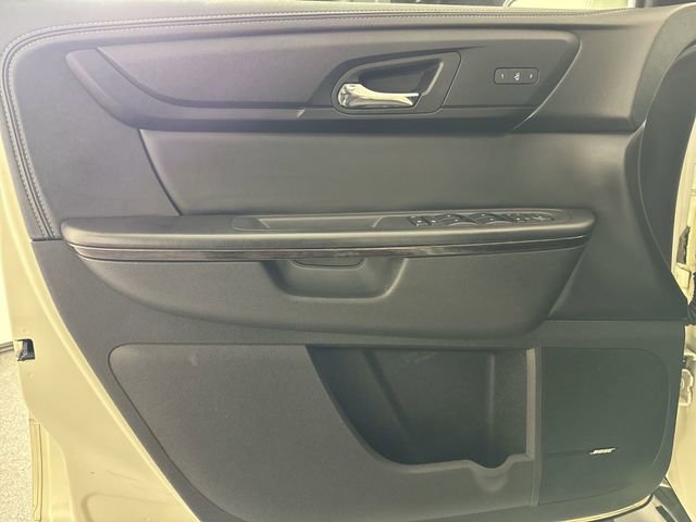 Used 2015 Chevrolet Traverse LTZ image 21