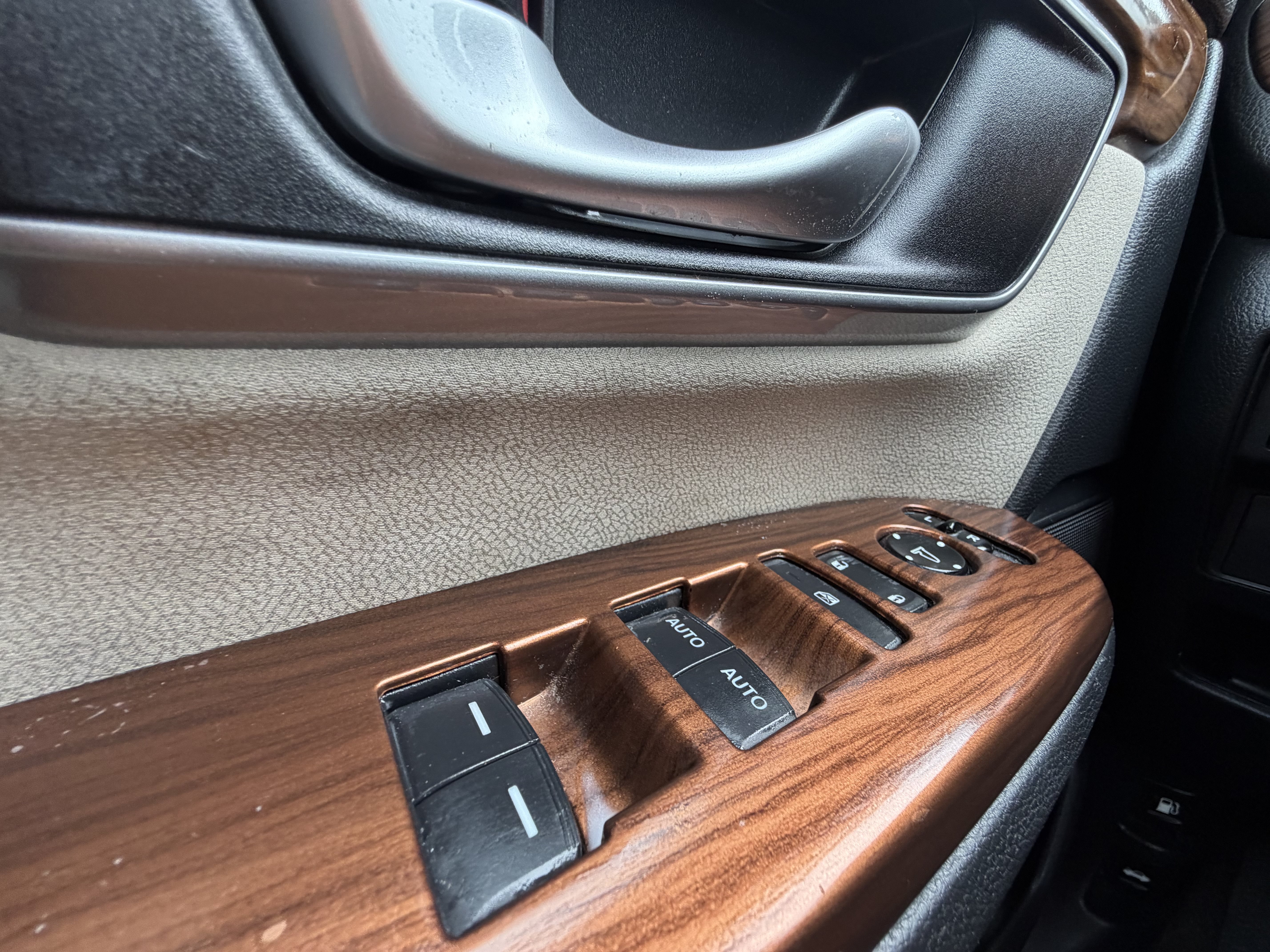 Used 2017 Honda CR-V EX image 21