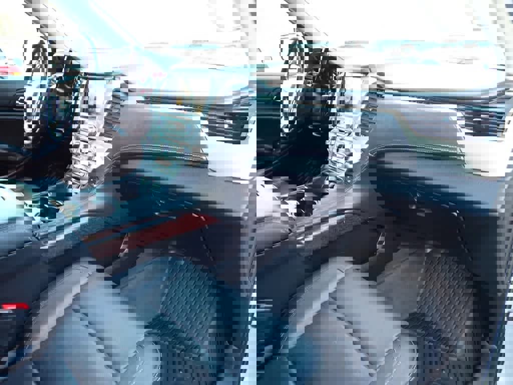 Used 2019 GMC Yukon XL SLT image 21