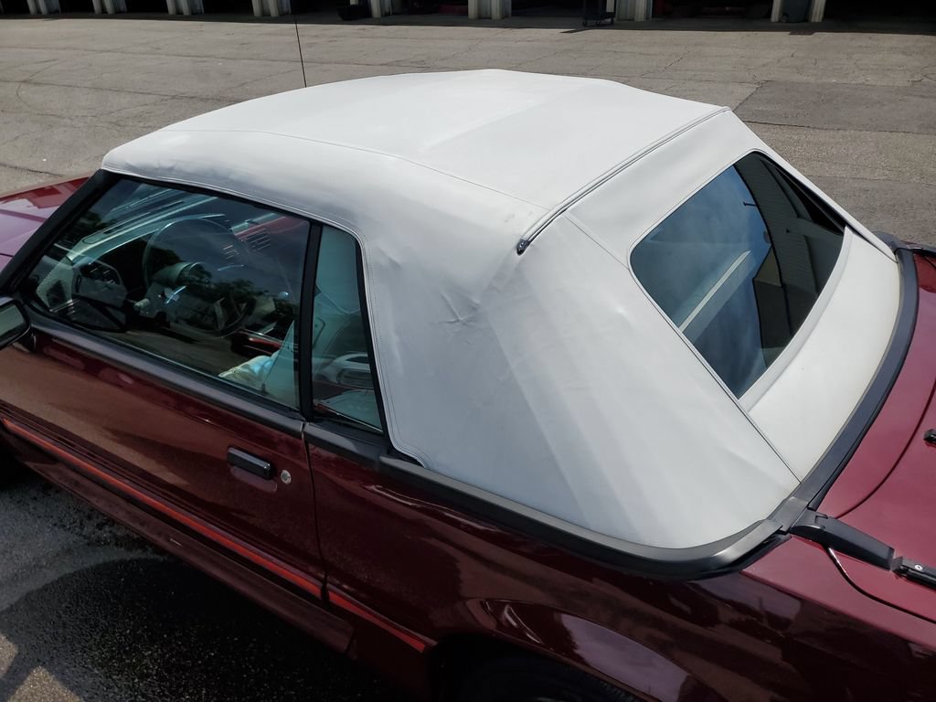 Used 1988 Ford Mustang GT RWD image 13