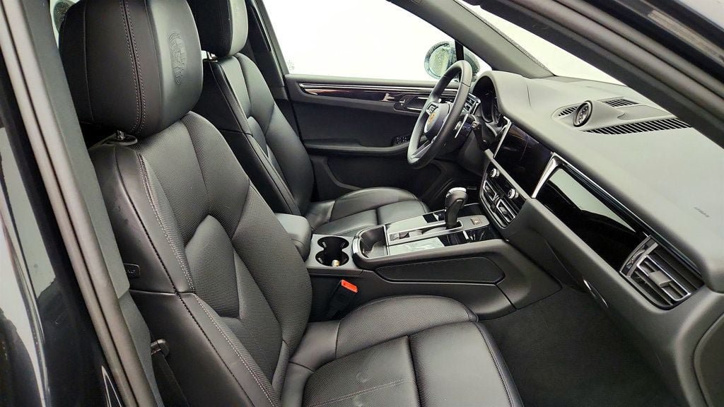 Used 2024 Porsche Macan S w/ Premium Plus Package AWD/4WD image 24