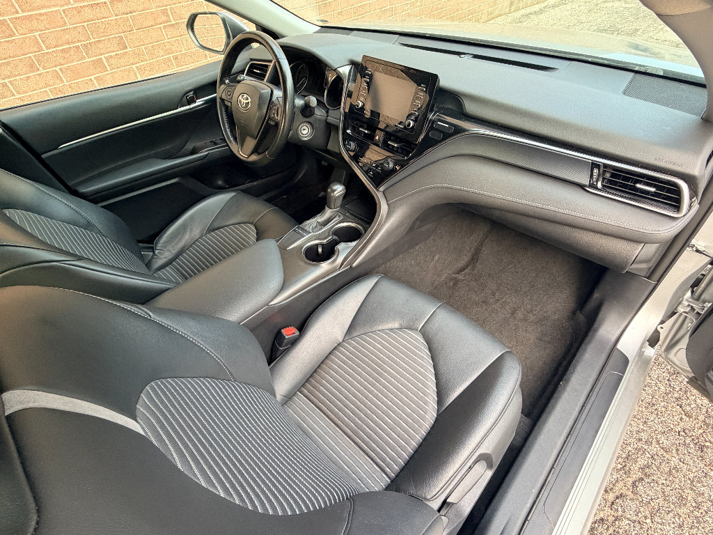 Used 2024 Toyota Camry SE FWD image 22