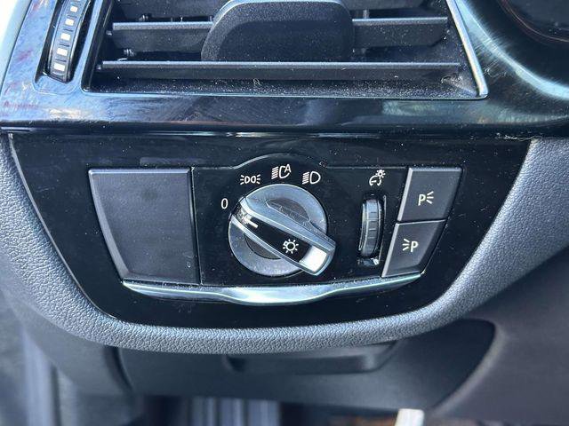 Used 2023 BMW 530i xDrive w/ Premium Package image 22