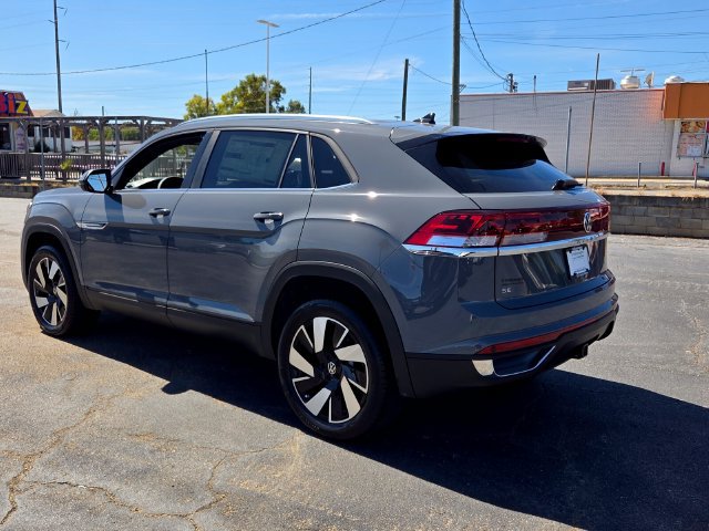 New 2026 Volkswagen Atlas Cross Sport SE FWD image 9
