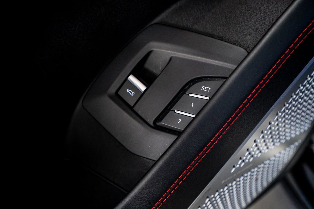 Used 2021 Lamborghini Urus image 37