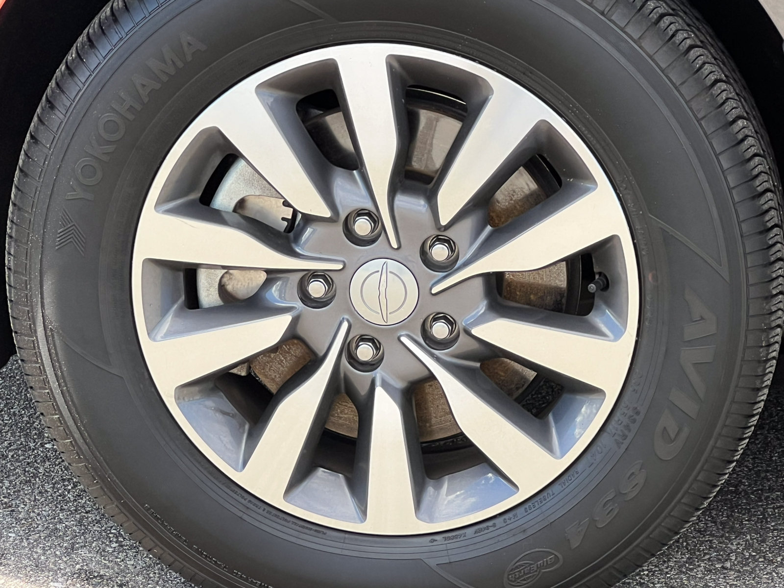 Used 2020 Chrysler Pacifica Touring-L Plus FWD image 10