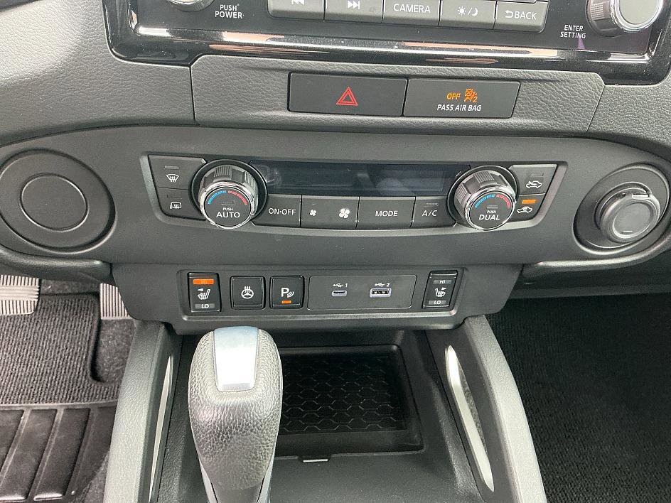 Used 2023 Nissan Frontier SV w/ SV Convenience Package image 17