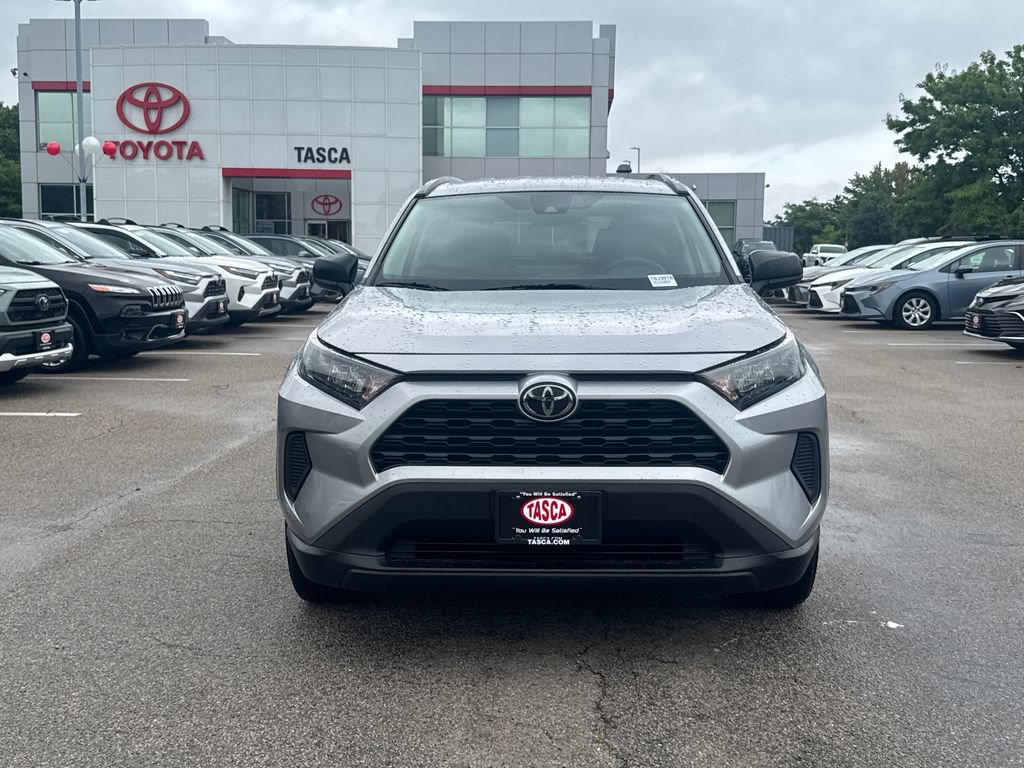 Used 2019 Toyota RAV4 LE w/ All Weather Liner Package AWD/4WD video 2