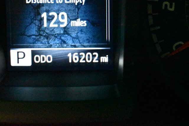 Used 2023 Toyota Tacoma SR image 22