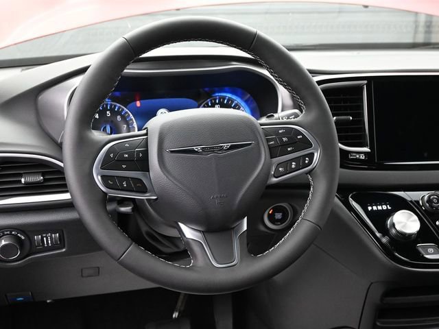 New 2026 Chrysler Voyager LX image 29