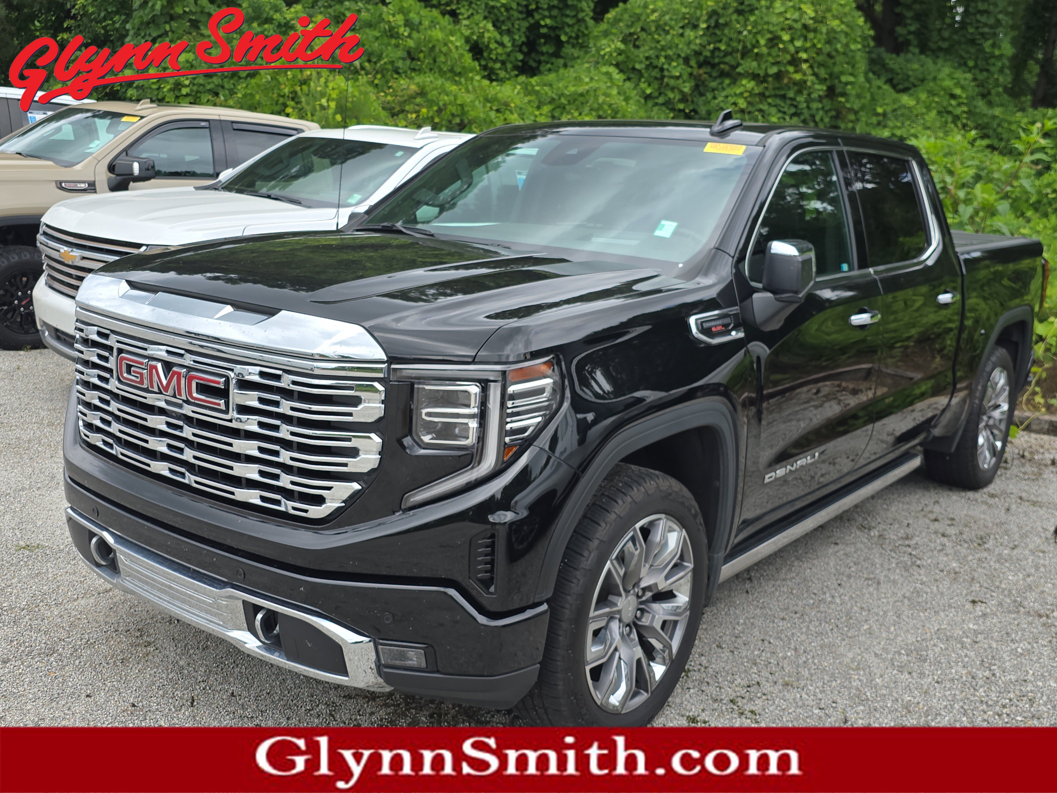 Used 2024 GMC Sierra 1500 Denali image 1