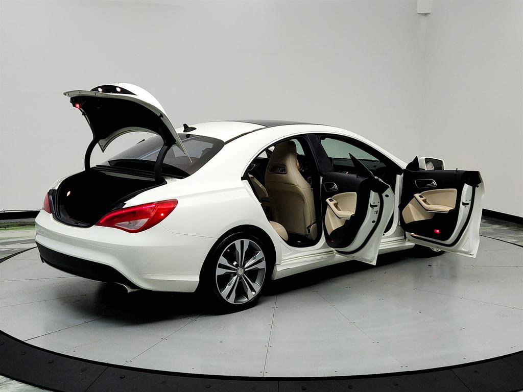 Used 2015 Mercedes-Benz CLA 250 image 11