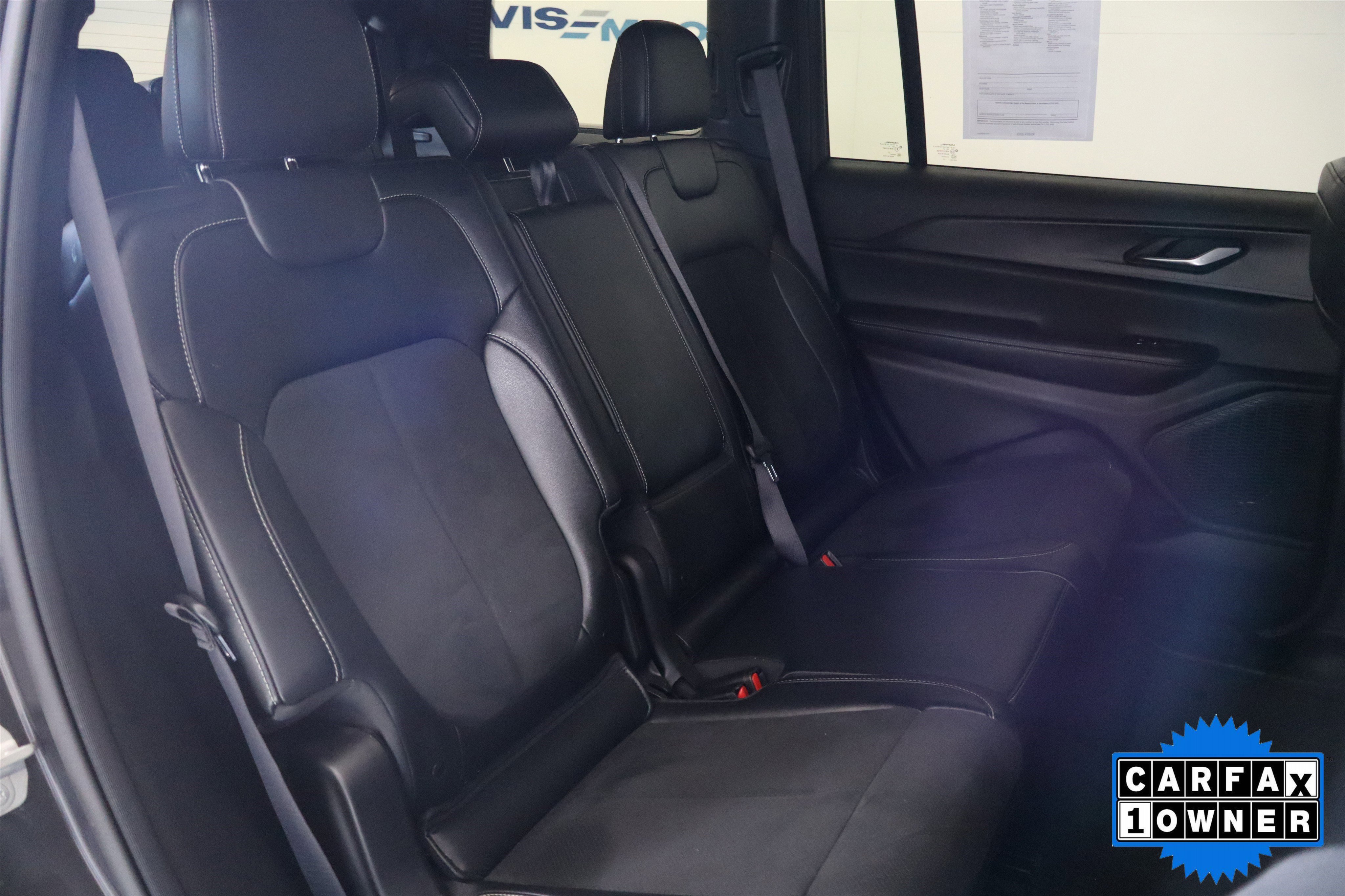 Used 2024 Jeep Grand Cherokee L Laredo image 21