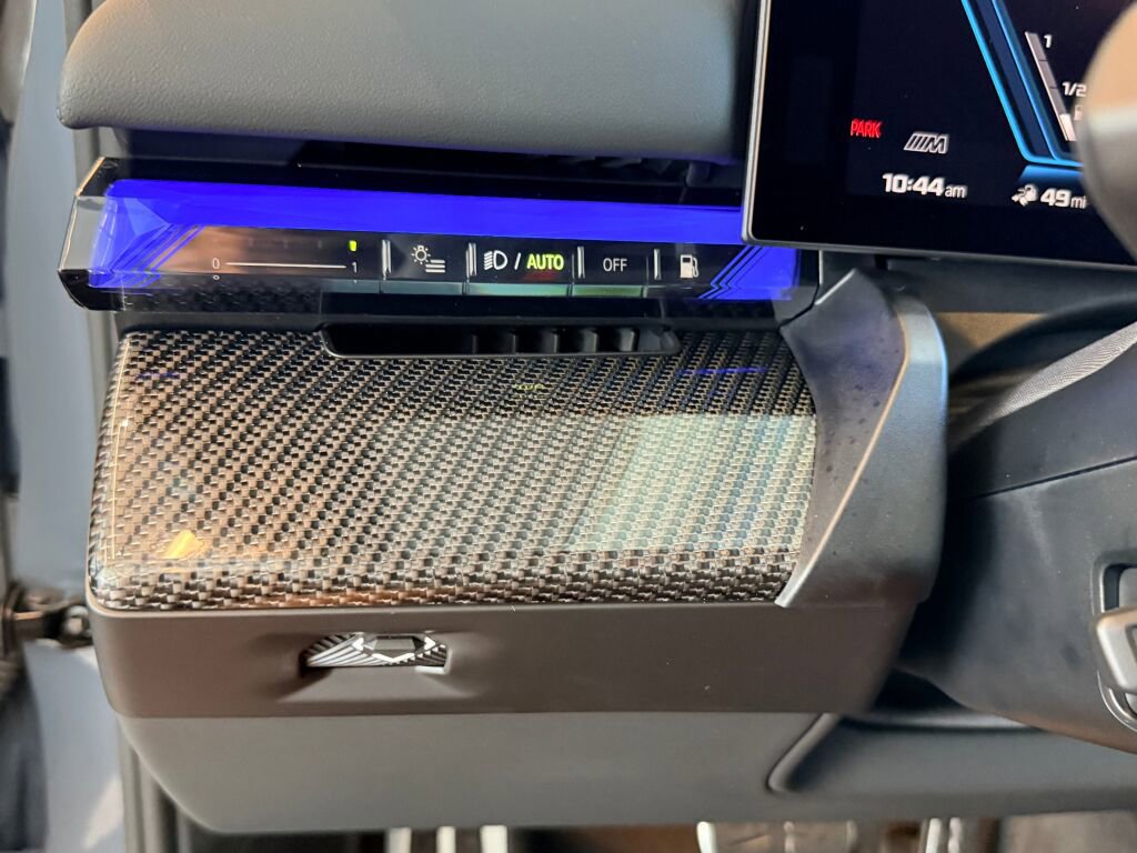 Used 2026 BMW M5 w/ Carbon Package image 27