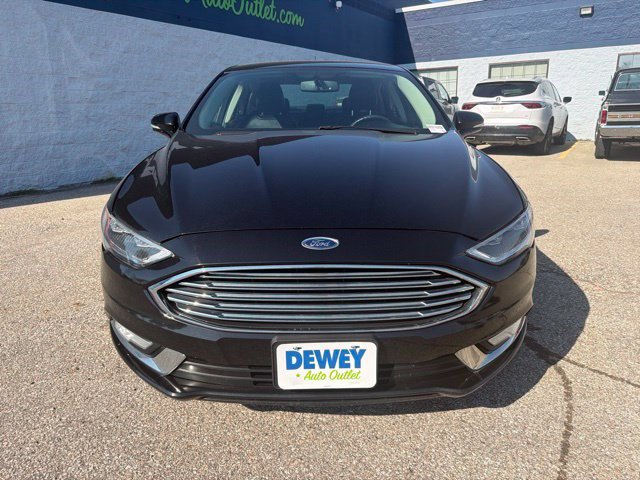 Used 2017 Ford Fusion SE w/ Fusion SE Technology Package AWD/4WD image 8